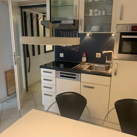 Berolina-510-90-grad-ost Apartment